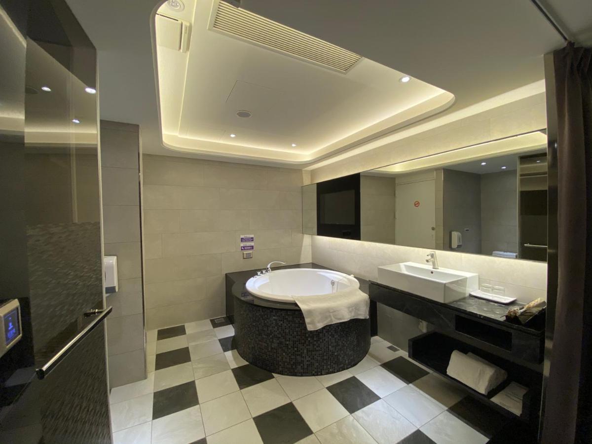 Ouge Motel - Fengshan Cao Hùng Ngoại thất bức ảnh